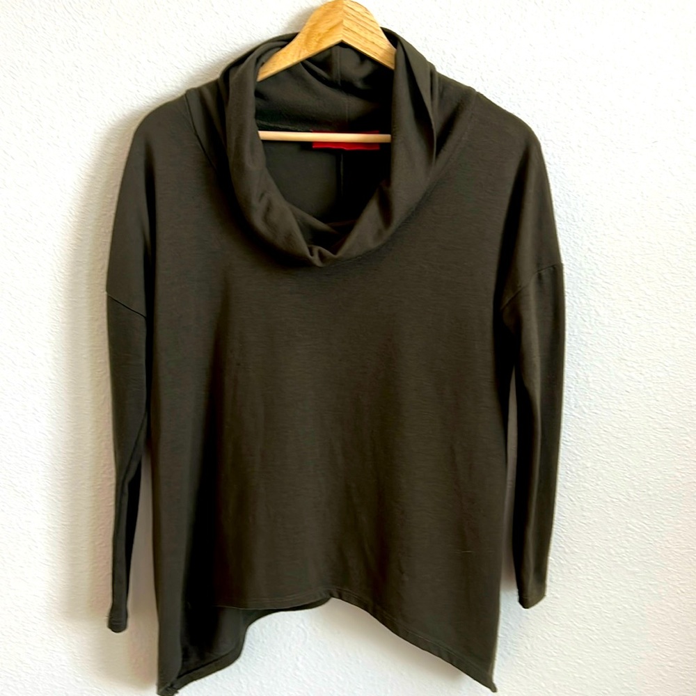 Akira Chicago Red Label Cowl Pullover Top with shark hemline EUC